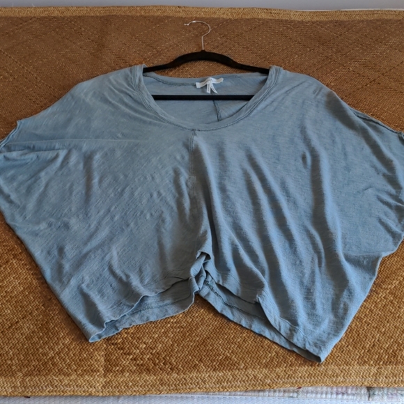 Ribbon Luxe Dolman Sleeve Tee - Picture 4 of 4